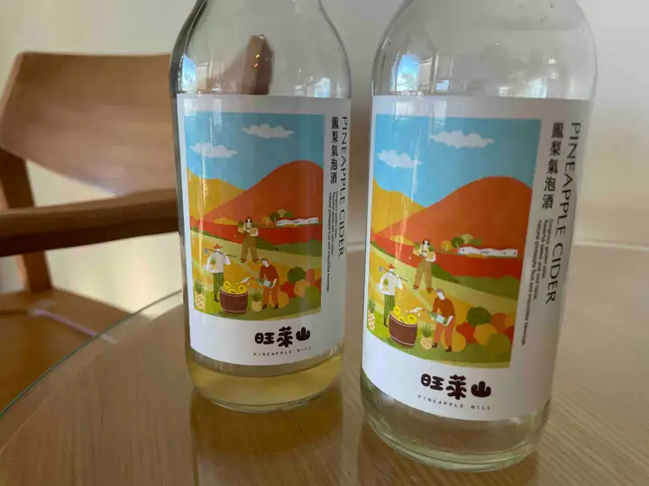 Pineapple cider