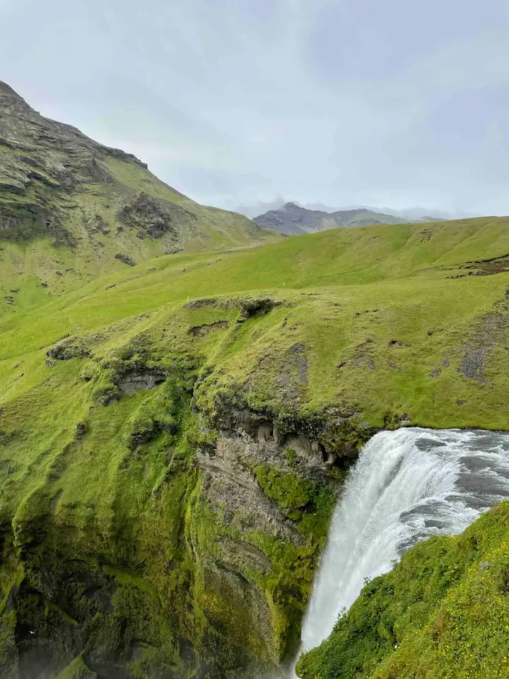 View on Fimmvörðuháls Trail