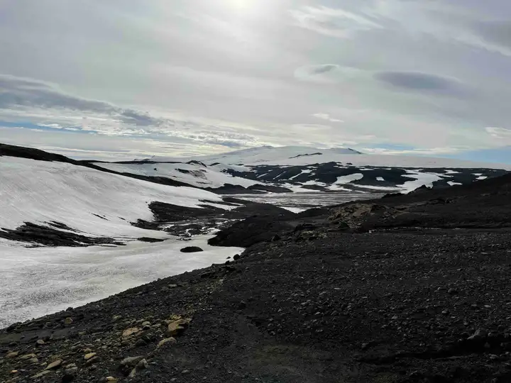 View on Fimmvörðuháls Trail