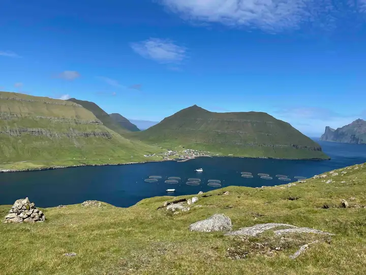 Hellurnar path