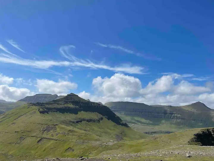 Hellurnar path