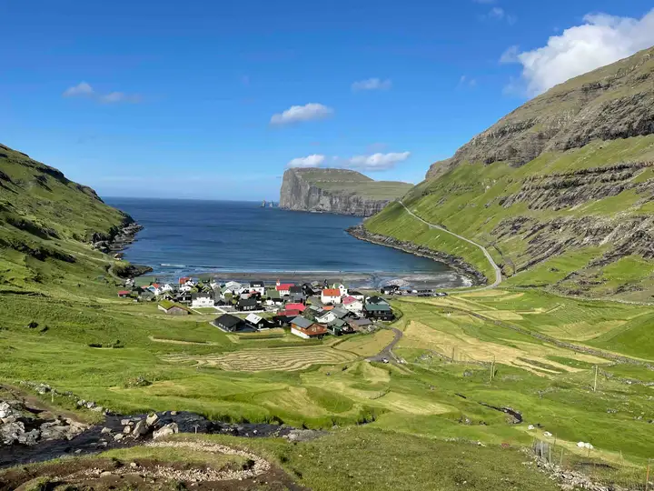 Tjørnuvík overlook
