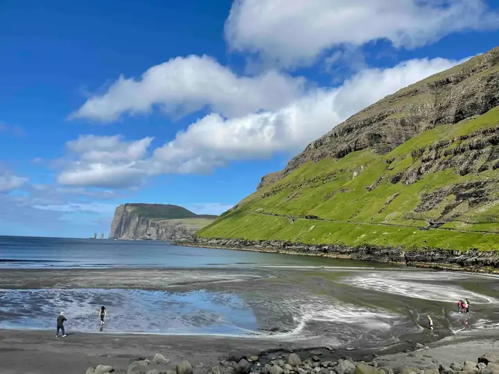 Tjørnuvík beach