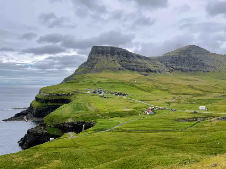 Overlooking Gasadalur